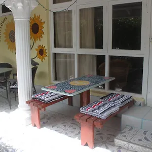 Sunflower Apartment Palm Beach